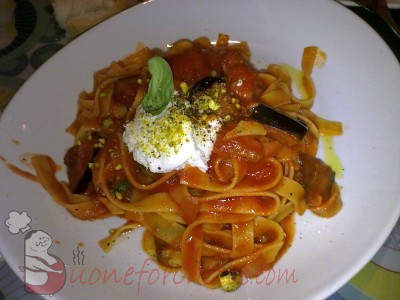 Ricetta Tagliatelle alle melanzane