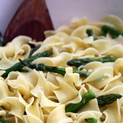 Ricetta Tagliatelle agli asparagi