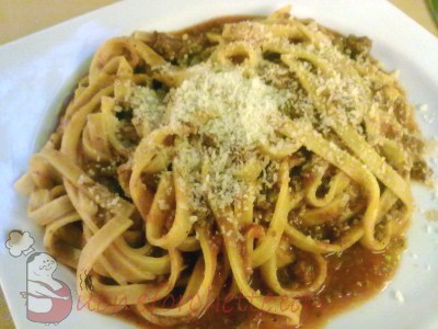 Ricetta Fettuccine al pomodoro
